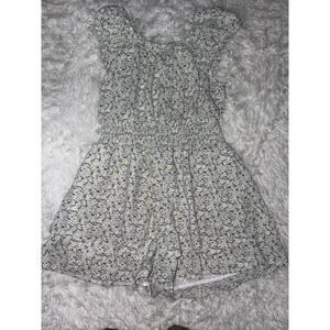 Hayden Girls Sz. L Floral Romper. Delicate, Comf, Pretty Outfit